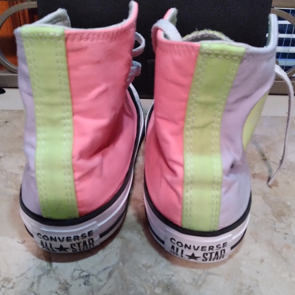 Converse Chuck taylor 'Electric Blush' 169105F Size Men’s4.5 Women 6.5 - Picture 4 of 4